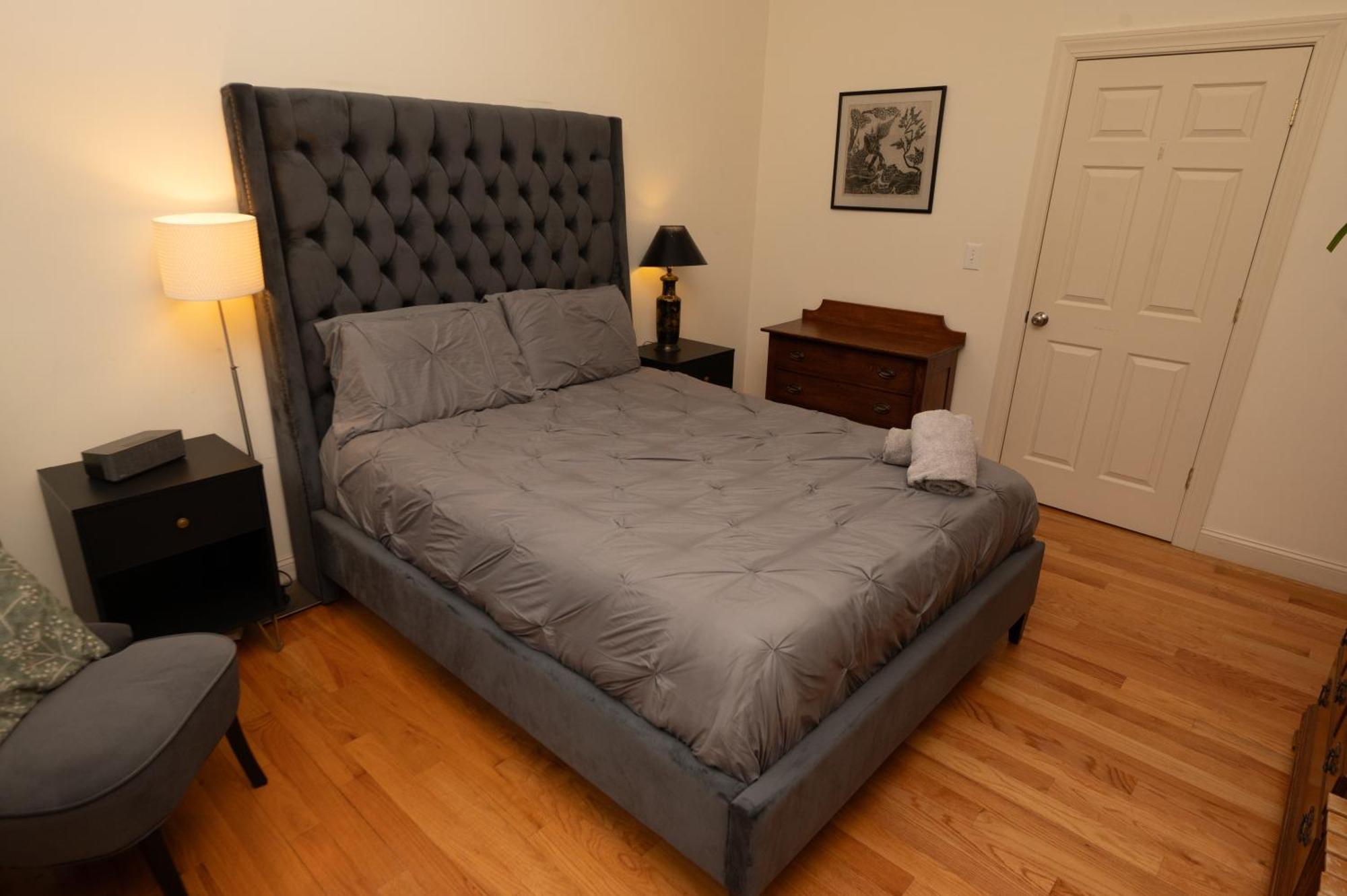 2 Bedroom Boston Condo In Jamaica Plain With Parking Екстериор снимка